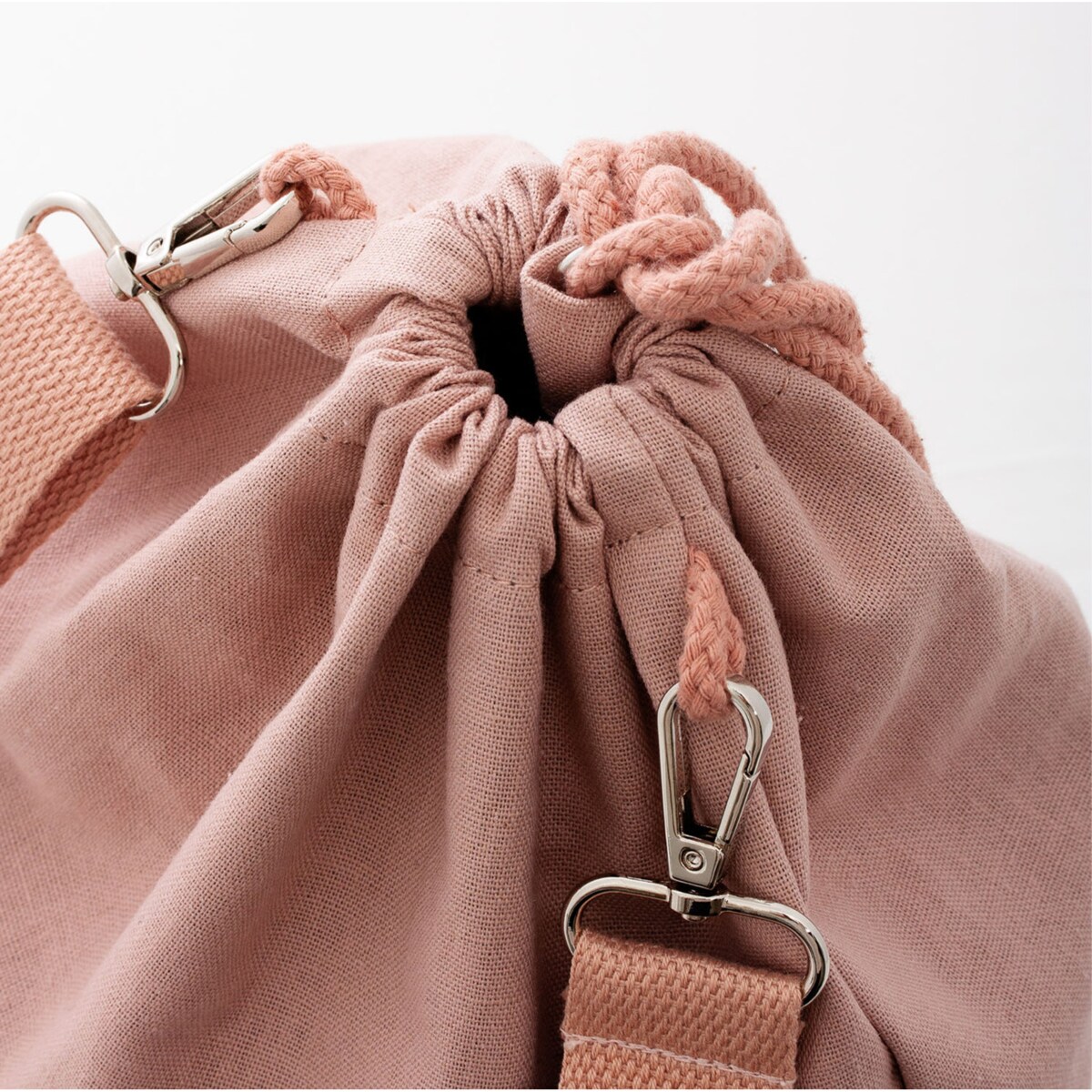 Lunchbag termiczny z paskiem Fresh Rosa Moka, 5700 ml, Monbento