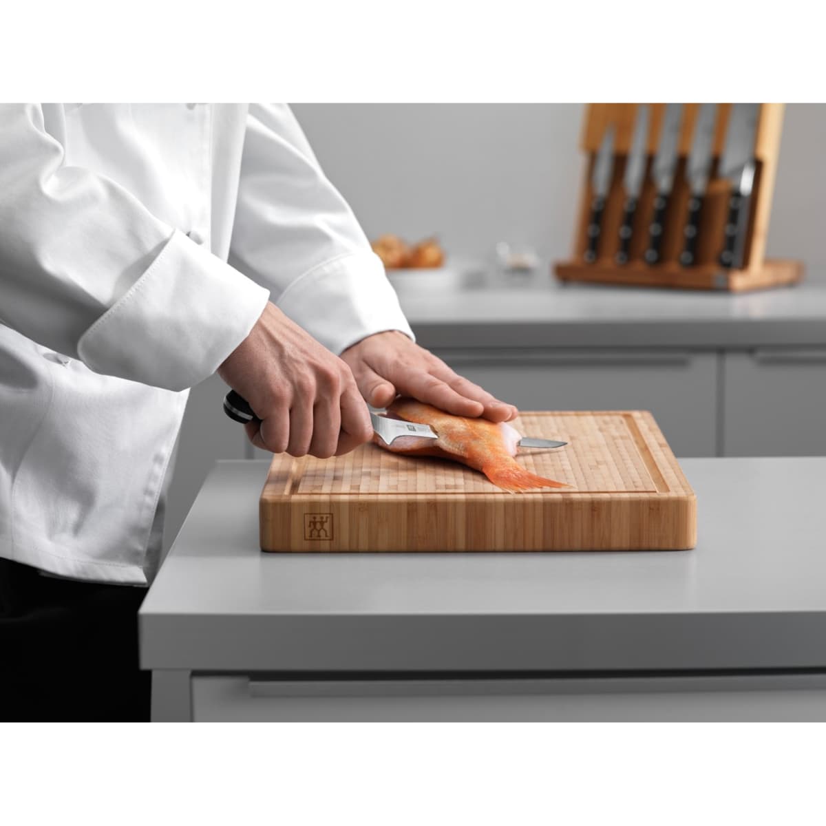 Nóż do filetowania Zwilling Pro - 18 cm