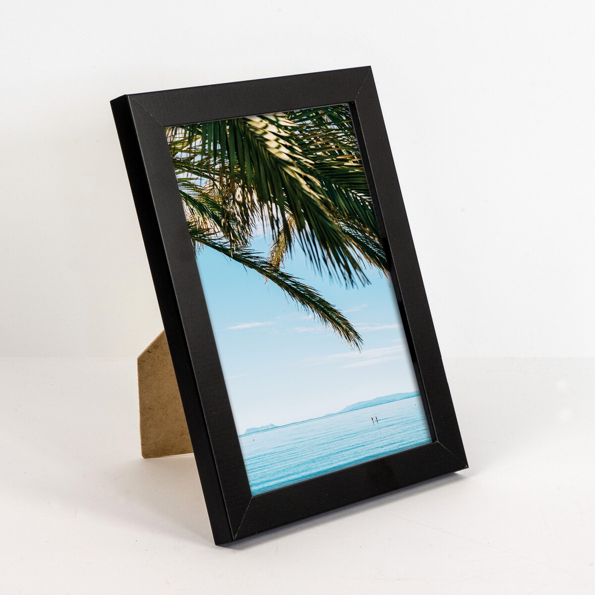 Ramka na zdjęcia 15x20 cm czarna rama MDF z plexi do powieszenia pion poziom stopka klasyczna ramka FRAMAI