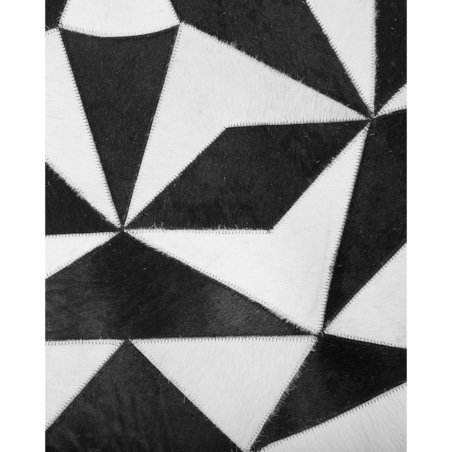 Dywan TURGUTLU 140 cm Skóra naturalna Czarny