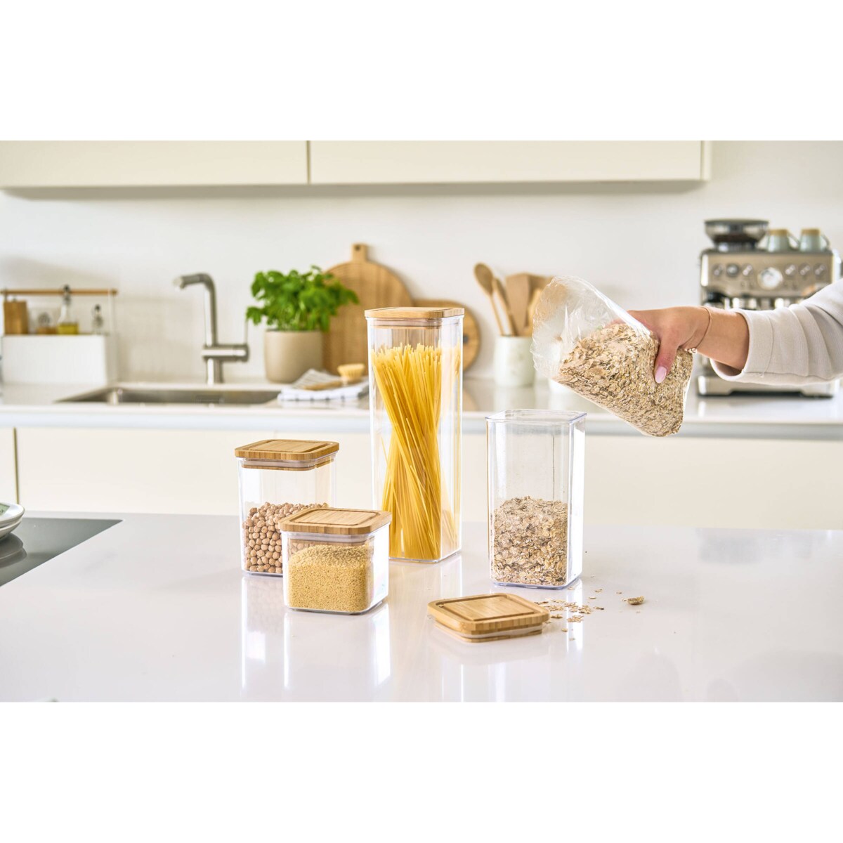 Przezroczysty pojemnik z tworzywa, 800 ml