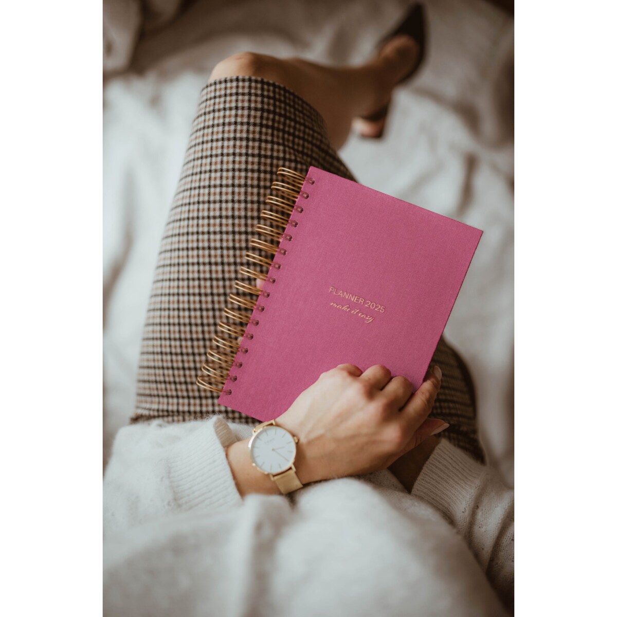 Planner dzienny na spirali 2025 – Poema Rosado
