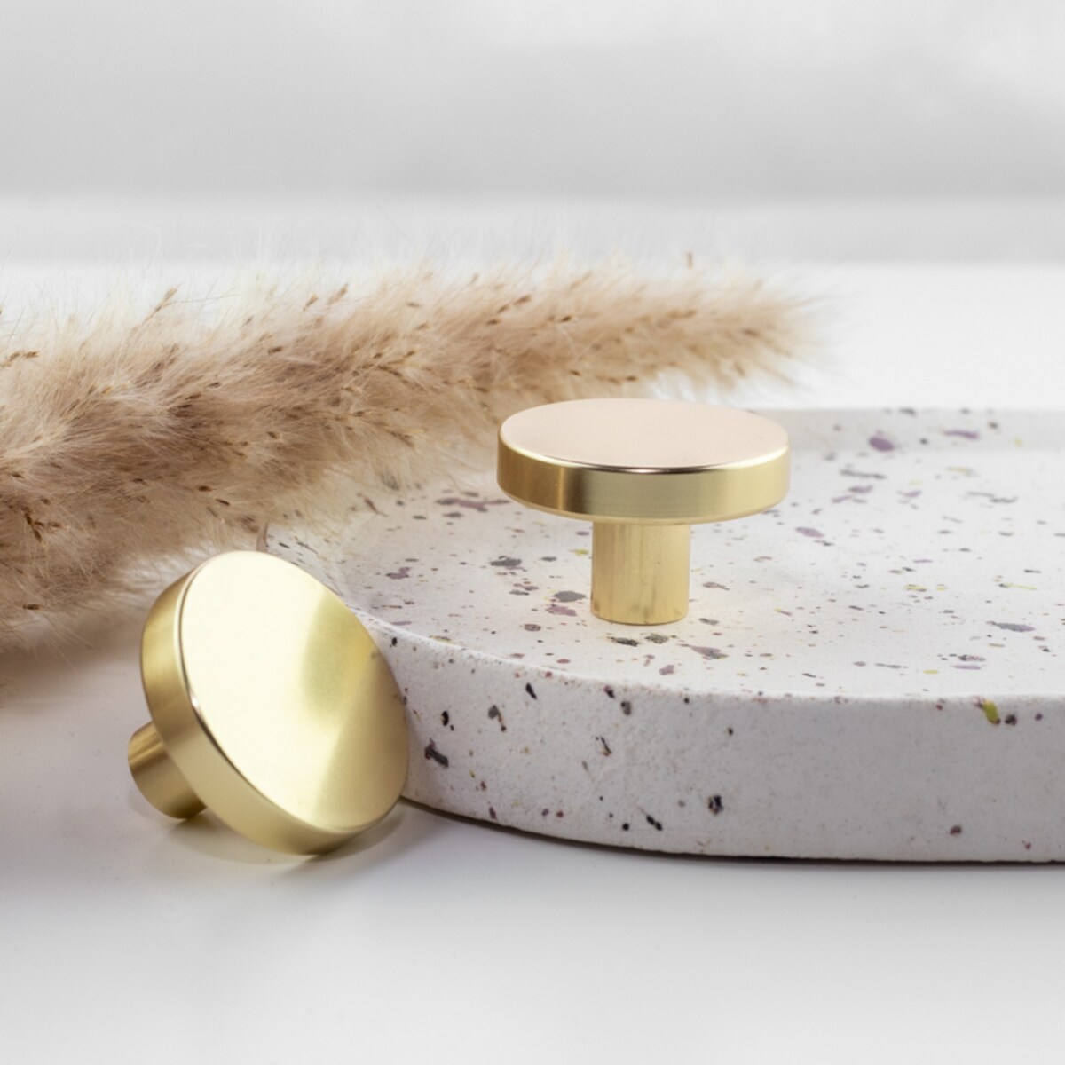 Gałka meblowa uchwyt do mebli złota klasyczna do szafek szuflad 30mm