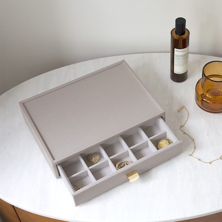 Szkatułka na biżuterię Stackers 20 komorowa classic taupe z szufladą