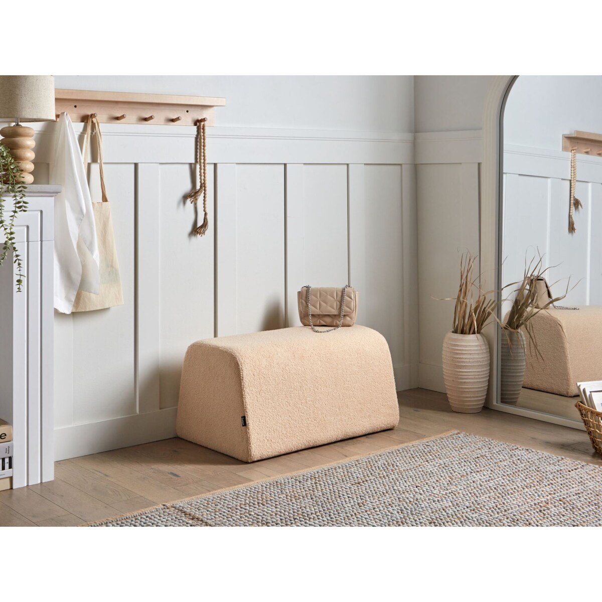 Puf SINCLAIR Boucle Beżowy 79 cm 49 cm 40 cm