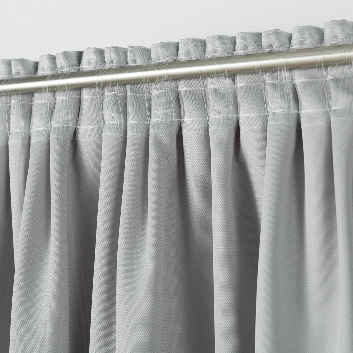 Zasłona na taśmie marszczącej srebrna aksamitna 140 x 280 cm 1 szt. 140x280 srebrny