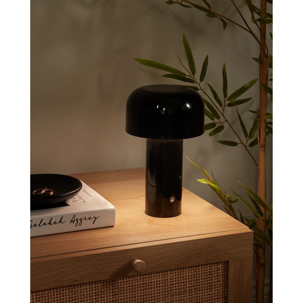 Bezprzewodowa lampa stołowa metalowa czarna BESOS