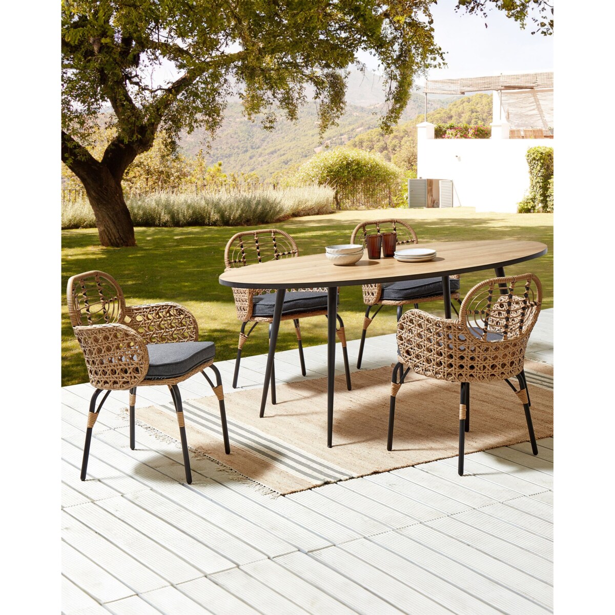 Zestaw 4 krzeseł ogrodowych z poduszkami PRATELLO Technorattan Naturalny