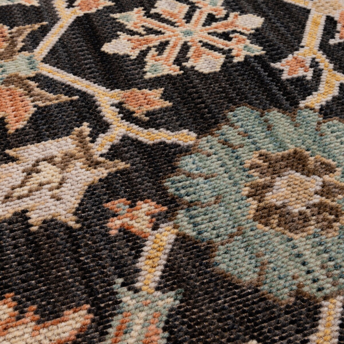 Dywan Wełniany Royal Wool 60x100 cm z frędzlami kwiaty czarny