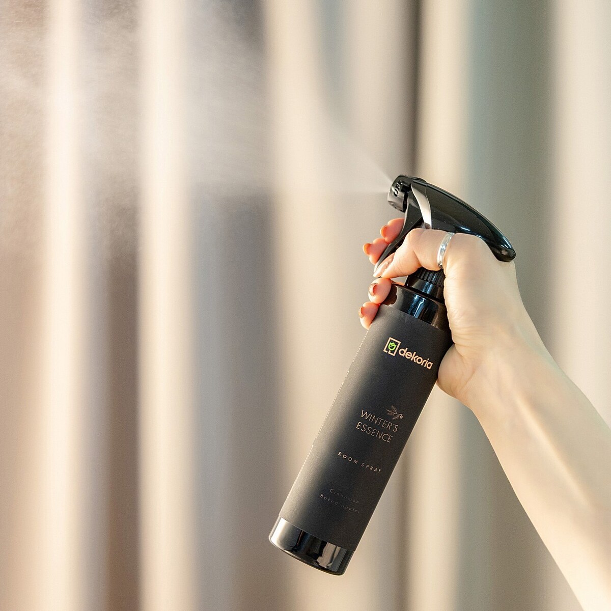 Spray zapachowy do pomieszczeń Winter's Essence, 5x10x22 cm