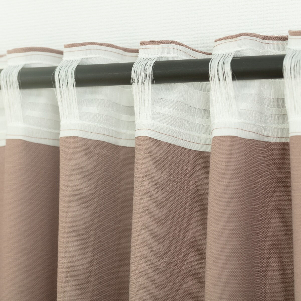 Zasłona BASIC na taśmie marszczącej 140x280cm brudny róż 1 szt. 140x280 różowy-beżowy