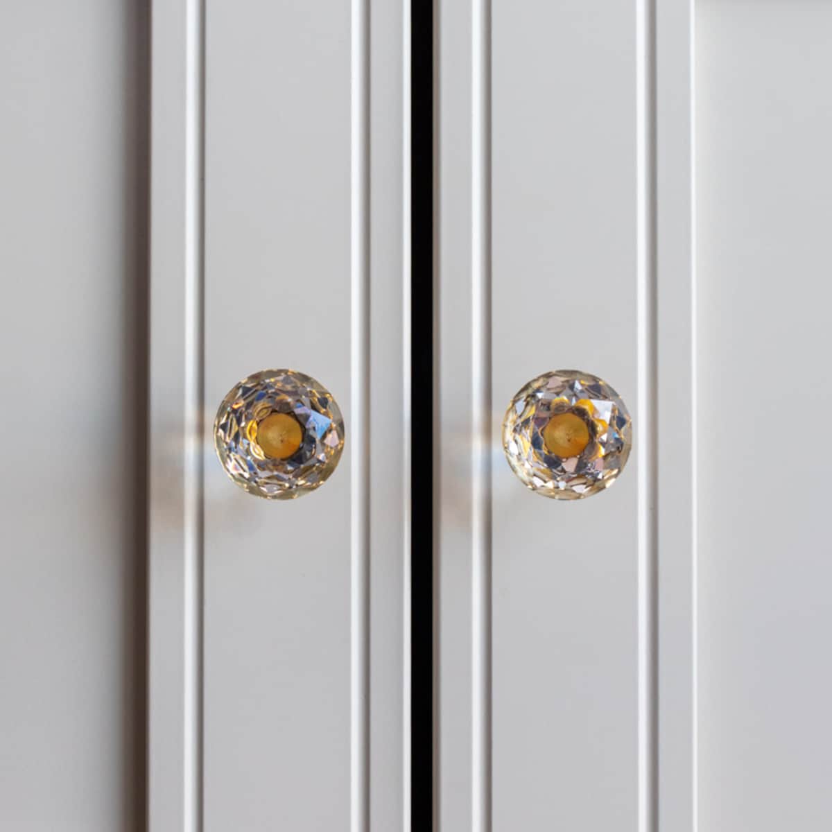 Gałka meblowa uchwyt meblowy kryształowa diamentowa glamour złota 31mm