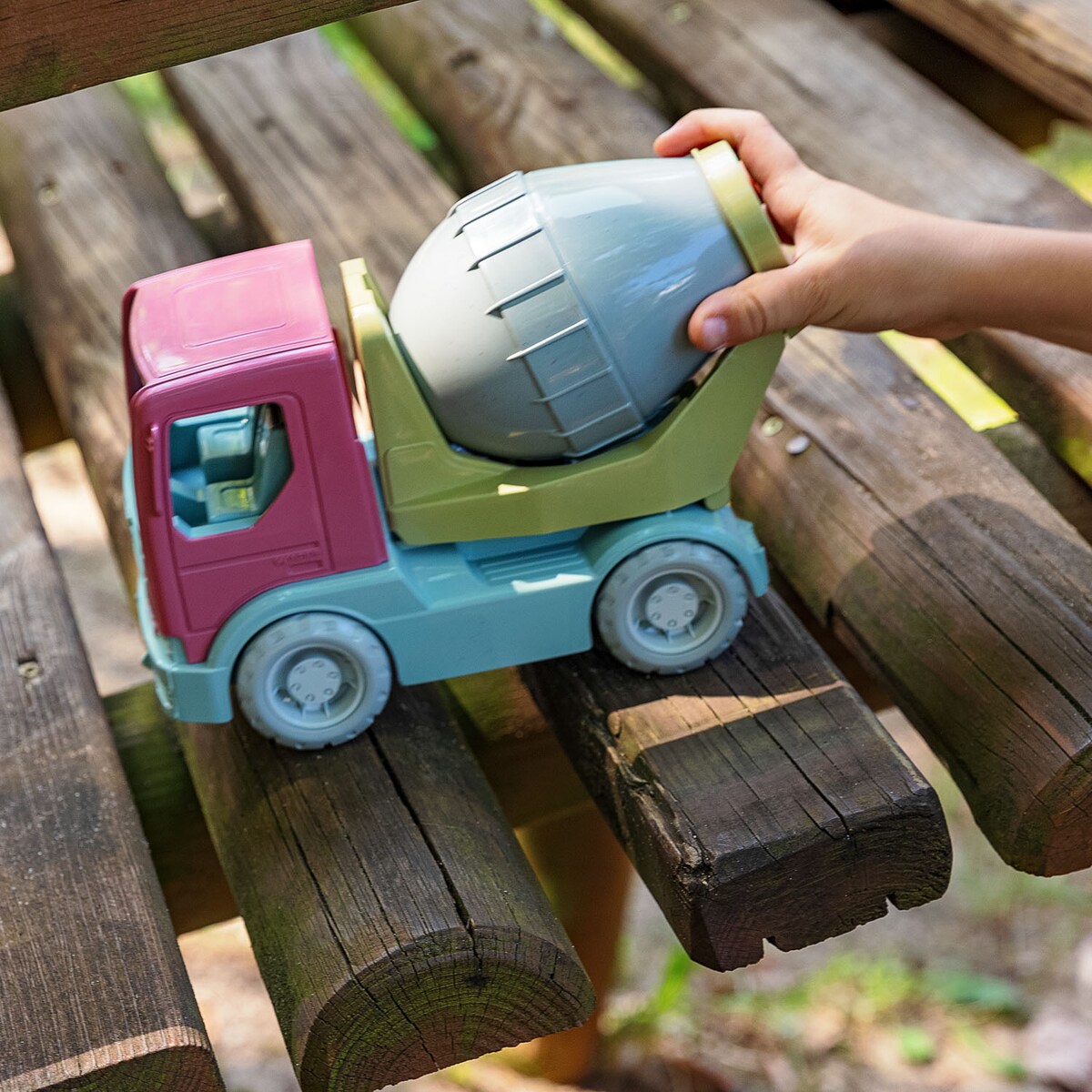 Replay Tech Truck Betoniarka WADER Zabawka Pojazd Dla Dzieci Edukacyjna
