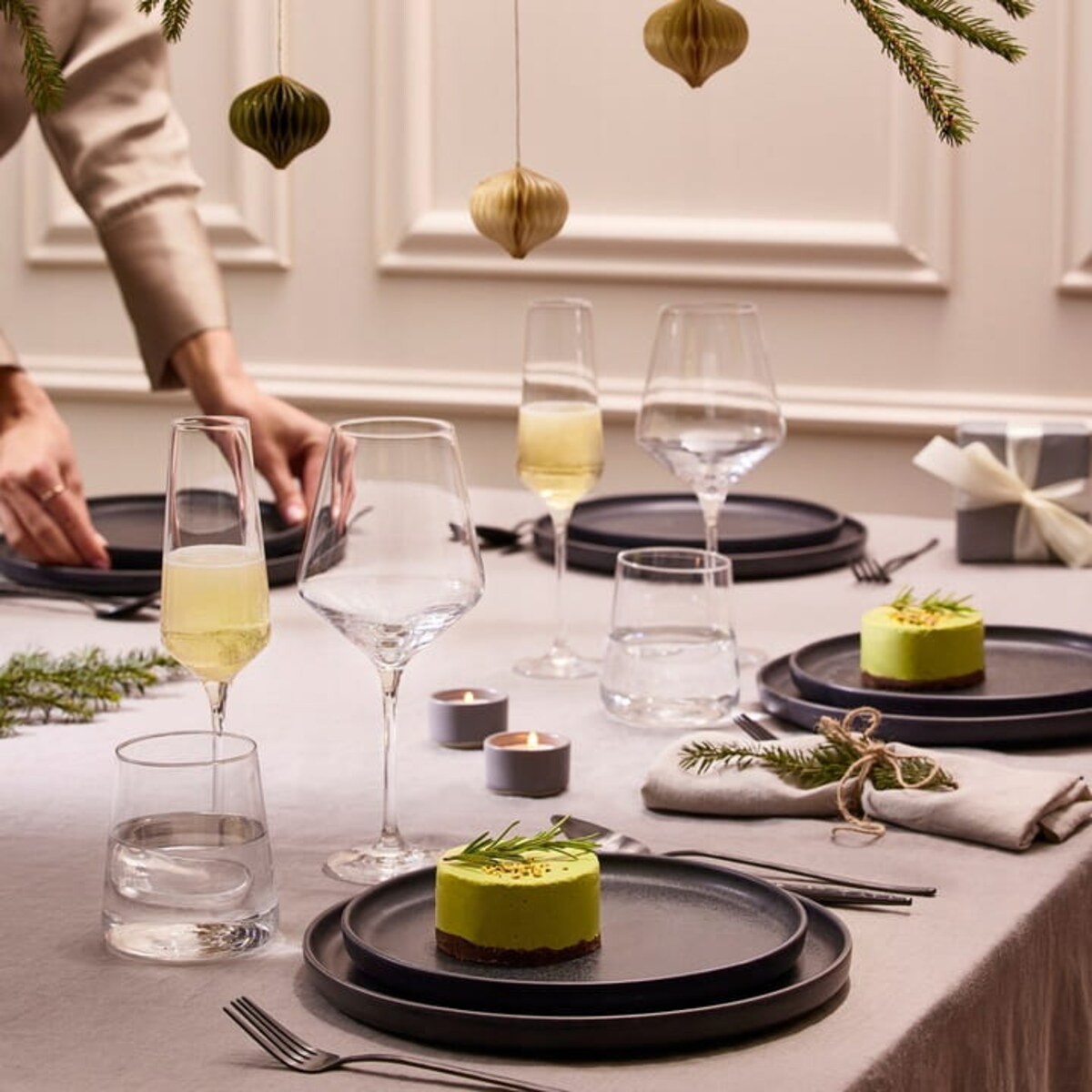 Komplet szkła stołowego Avant-Garde KROSNO 20 elementów