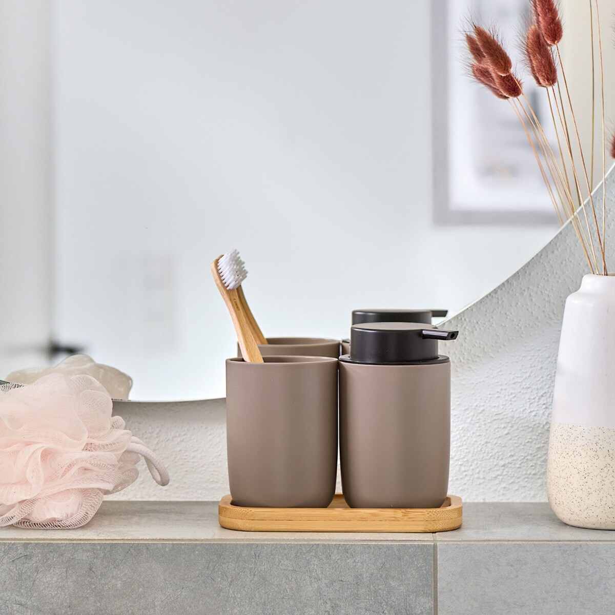 Komplet łazienkowy dozownik 280 ml i kubek z podstawką 13,5x16,5x9 cm ZEFIR brązowy