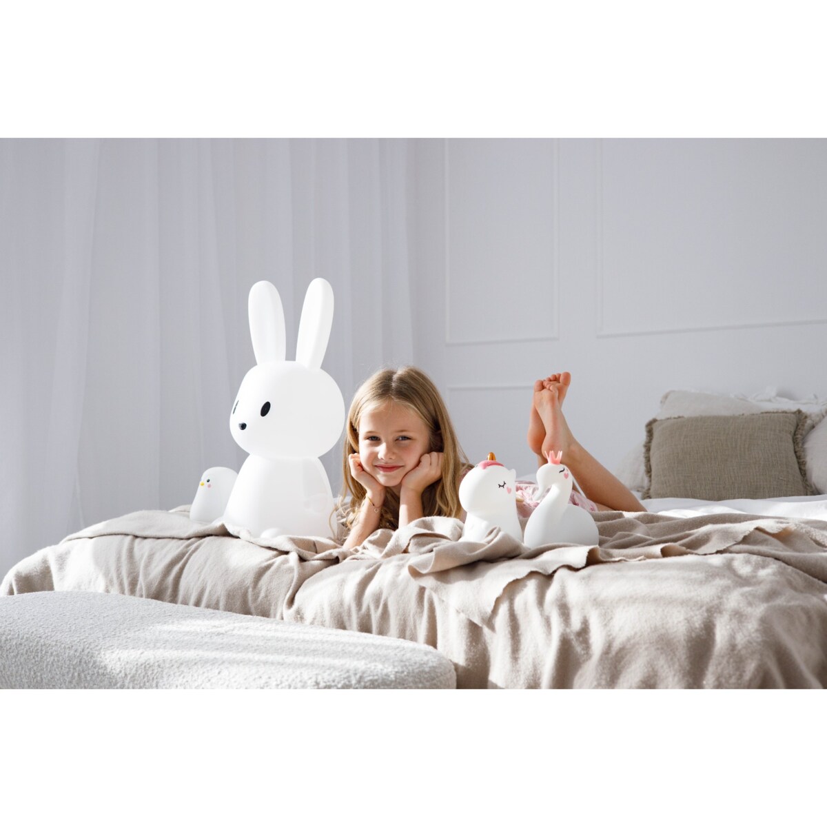 Innogio GIOrabbit Mega Maxi duża lampka nocna z pilotem i 8 kolorami LED