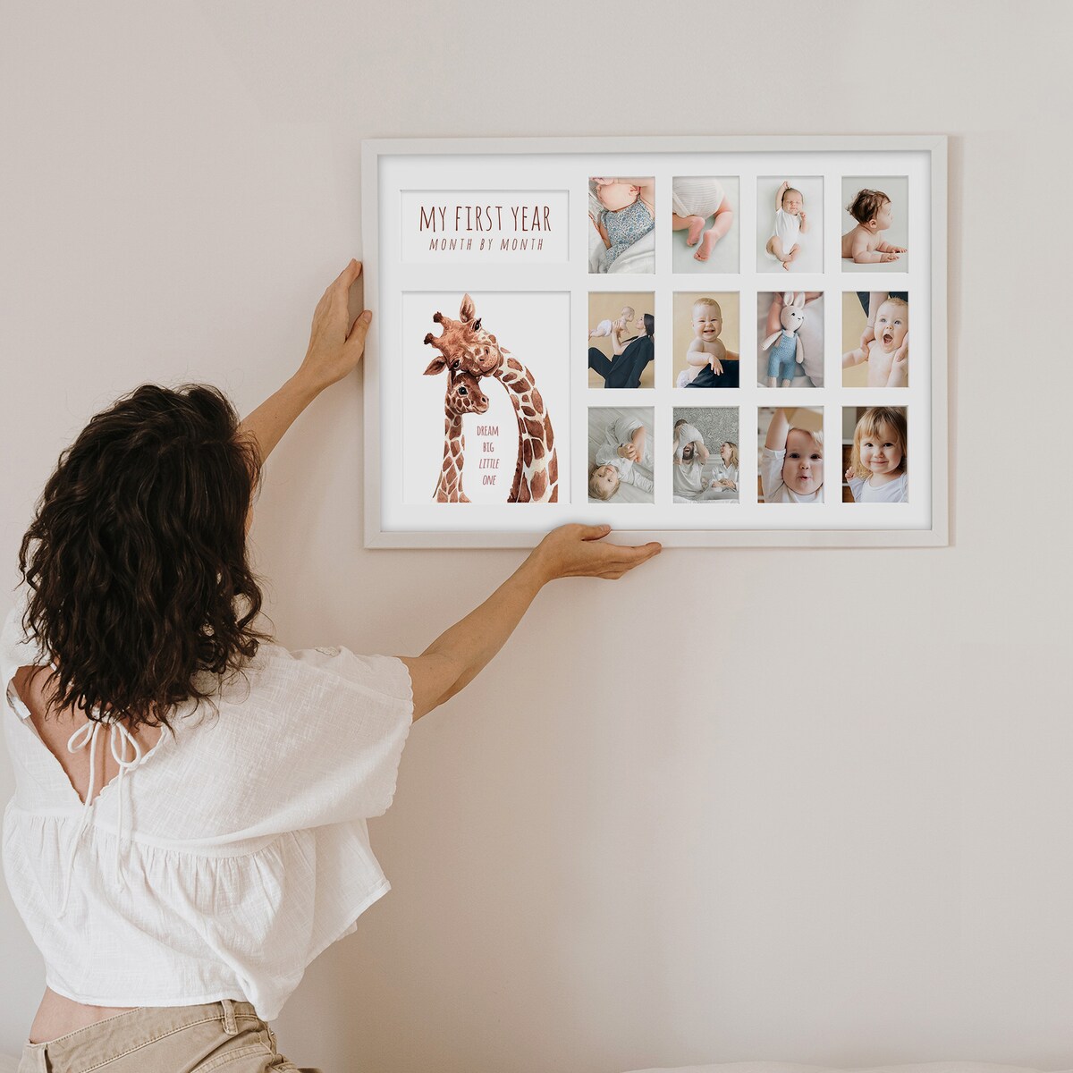 Biała ramka na PIERWSZY ROCZEK dziecka - kolaż na 13 zdjęć My First Year
