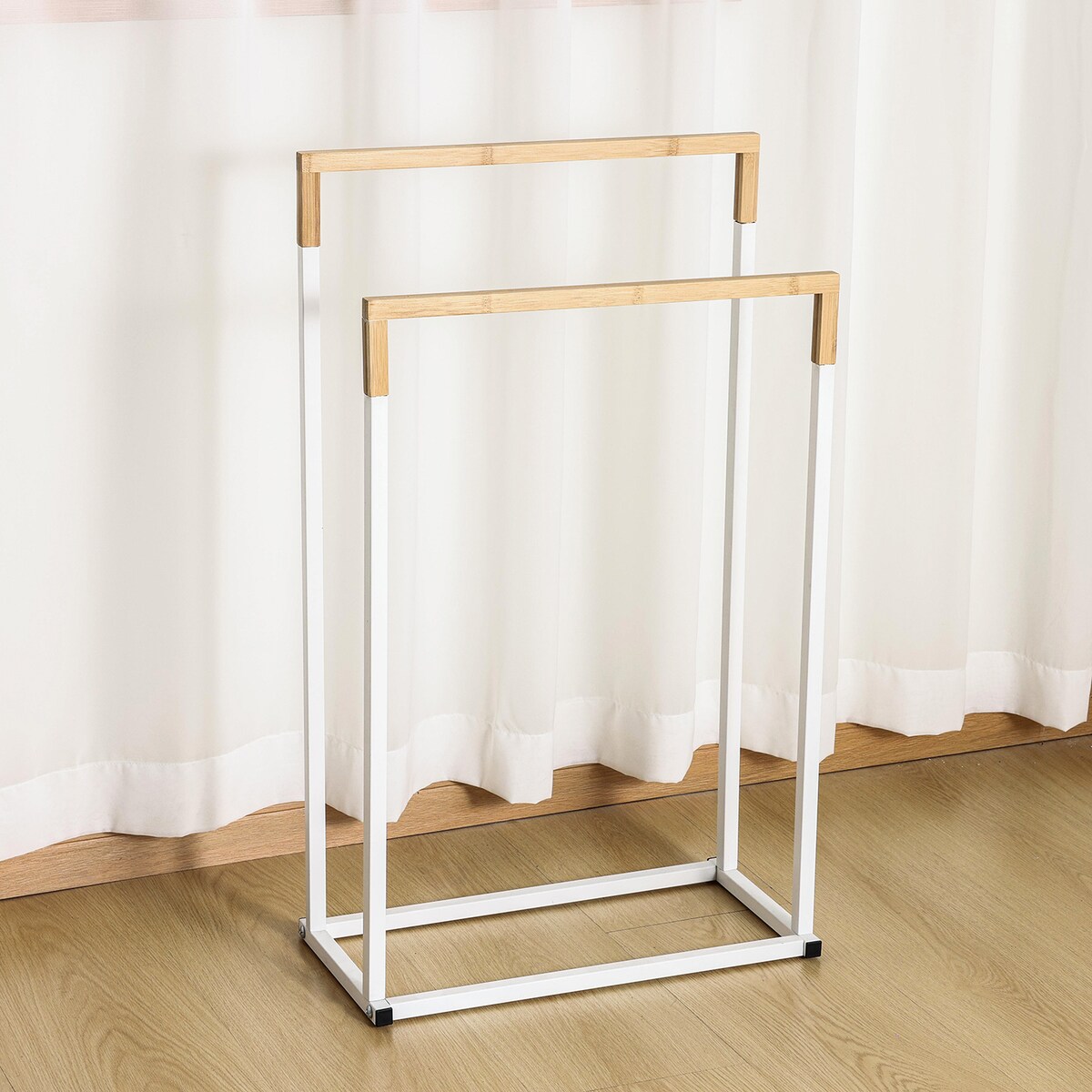 Wieszak na ręczniki stojący ESTETYCZNY minimalistyczny