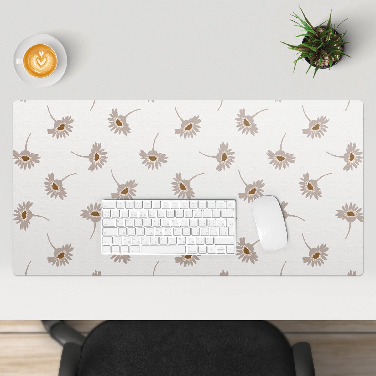 Beżowa mata na biurko Kwiatowy wzór retro, 90x45 cm