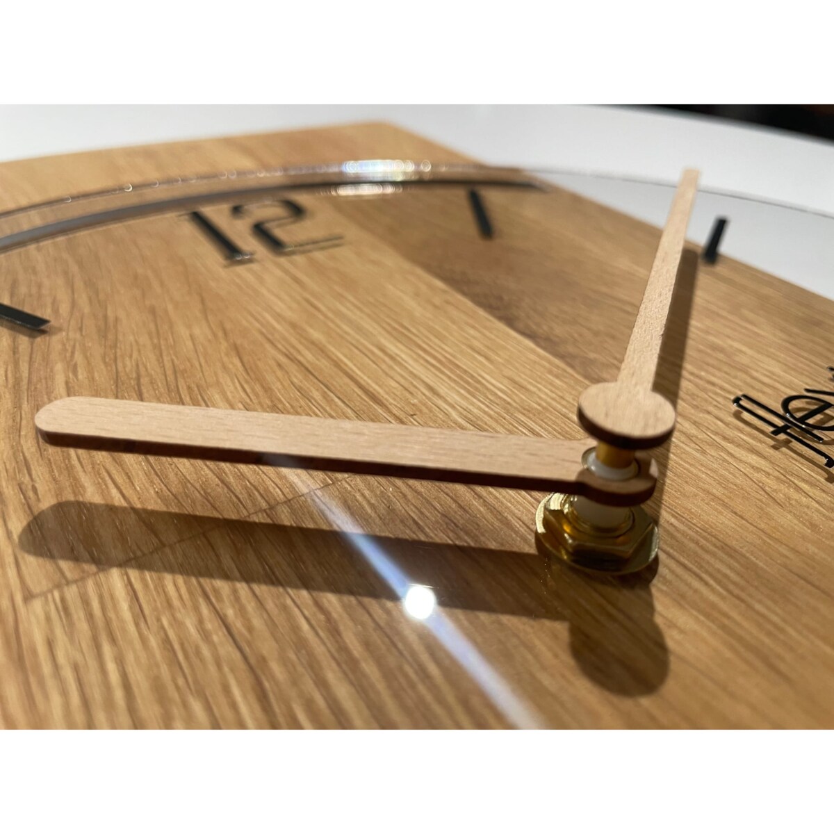 Drewniany zegar ścienny Geometric 40cm tarcza przezroczysta