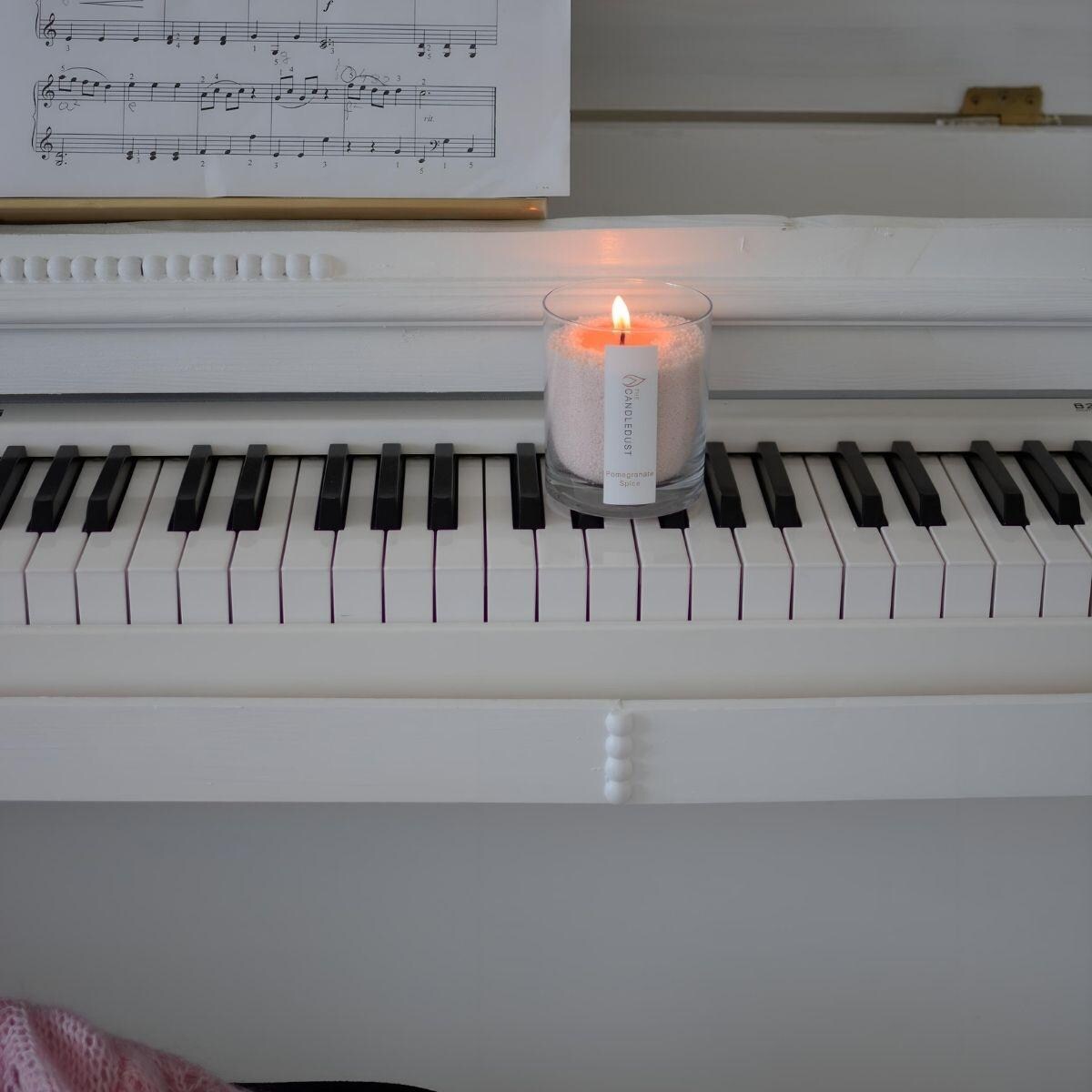 Świeca zapachowa  160g  The Candledust Breeze