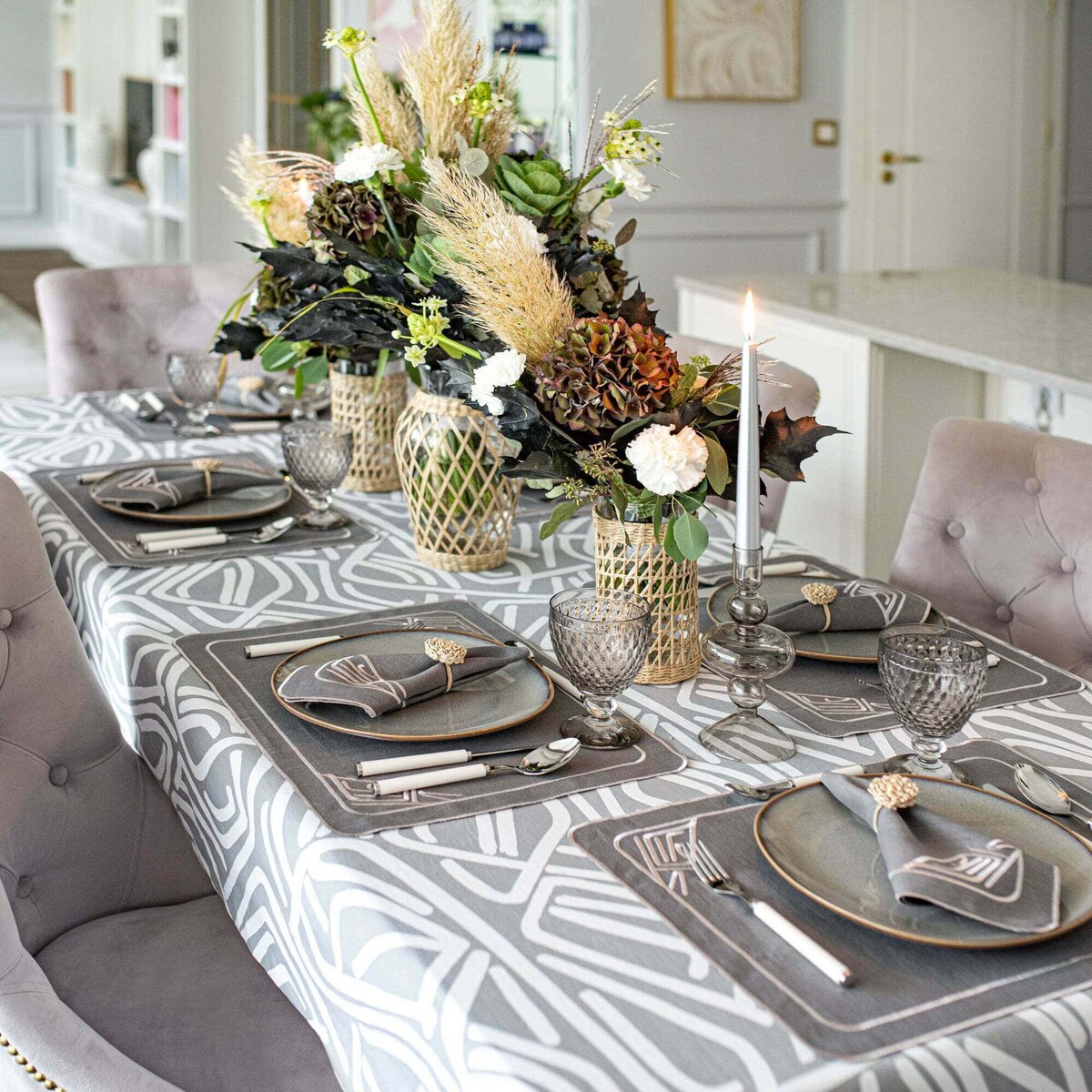 Haftowane serwetki Infinity - 4 sztuki