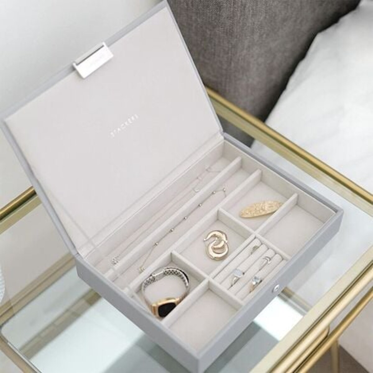 Szkatułka na biżuterię Stackers classic jasnobeżowa lniana z pokrywką