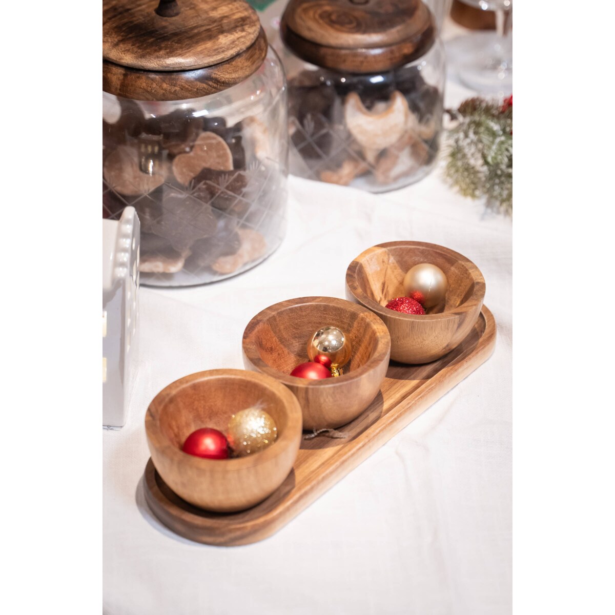 Miseczki do przekąsek na podstawce z drewna akacjowego, 4 elementy
