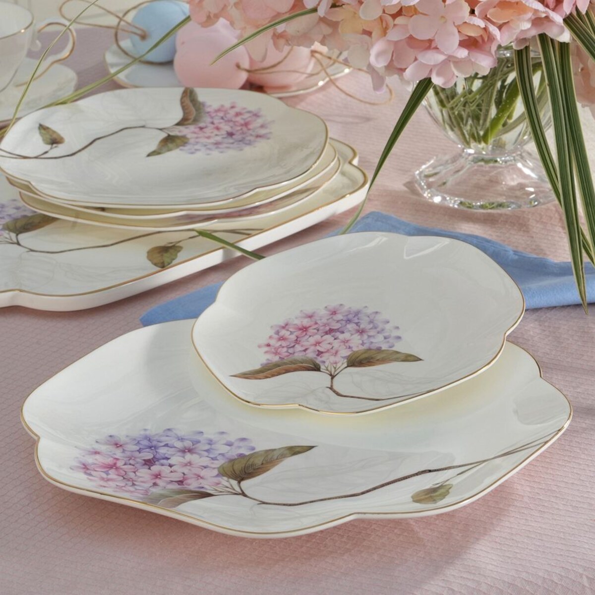 VILLA ITALIA Talerz do ciasta porcelanowy 25 x 25 cm MAGIC BLOOMS