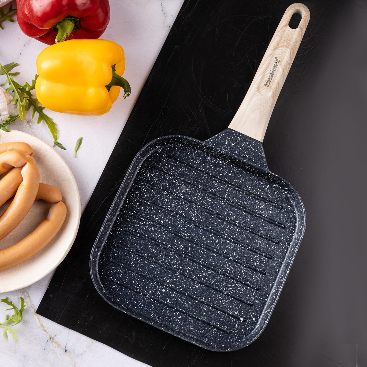 Patelnia grillowa 18x18cm marmurkowa CZARNA KLAUSBERG