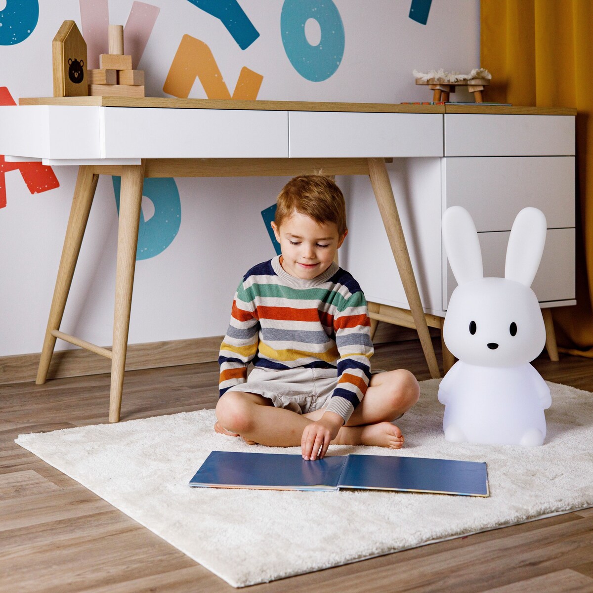 Innogio GIOrabbit Mega Maxi duża lampka nocna z pilotem i 8 kolorami LED