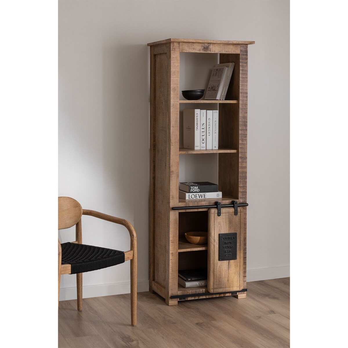 Regał wąski z drewna mango Elei 170,5 cm