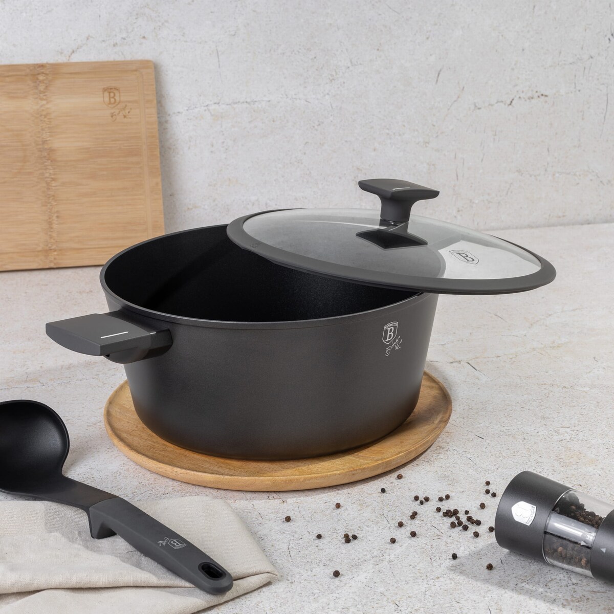 Garnek tytanowy z pokrywką 28cm 6.1L BERLINGER HAUS Antracit