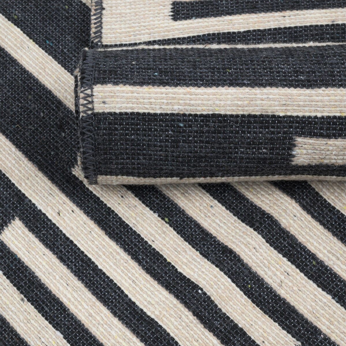 Dywan Kilim Modern 60x120 cm e-floor boho czarny