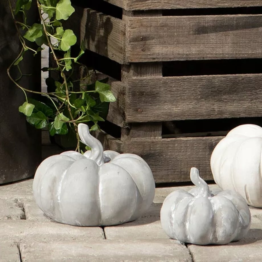FIGURKA DYNIA BETONOWA HALLOWEEN JESIEŃ 16cm dekoracja skandynawska szara