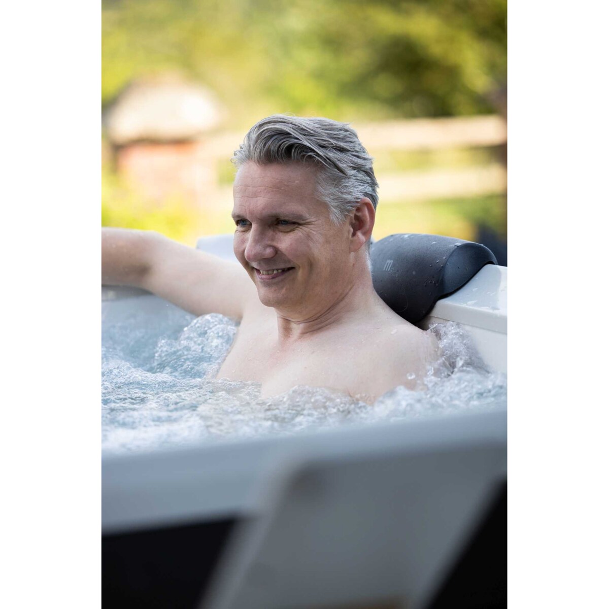 Basen z hydromasażem mSpa Oslo 6 osobowe SPA panelowe ogrodowe 850l LED Wi-Fi