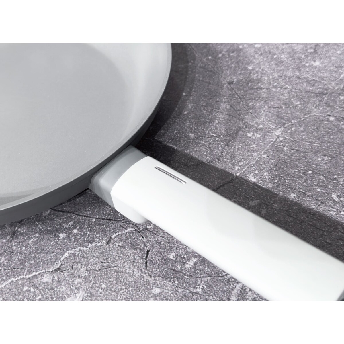 Zestaw garnek z patelnią 24cm z powłoką tytanową BERLINGER HAUS Aspen