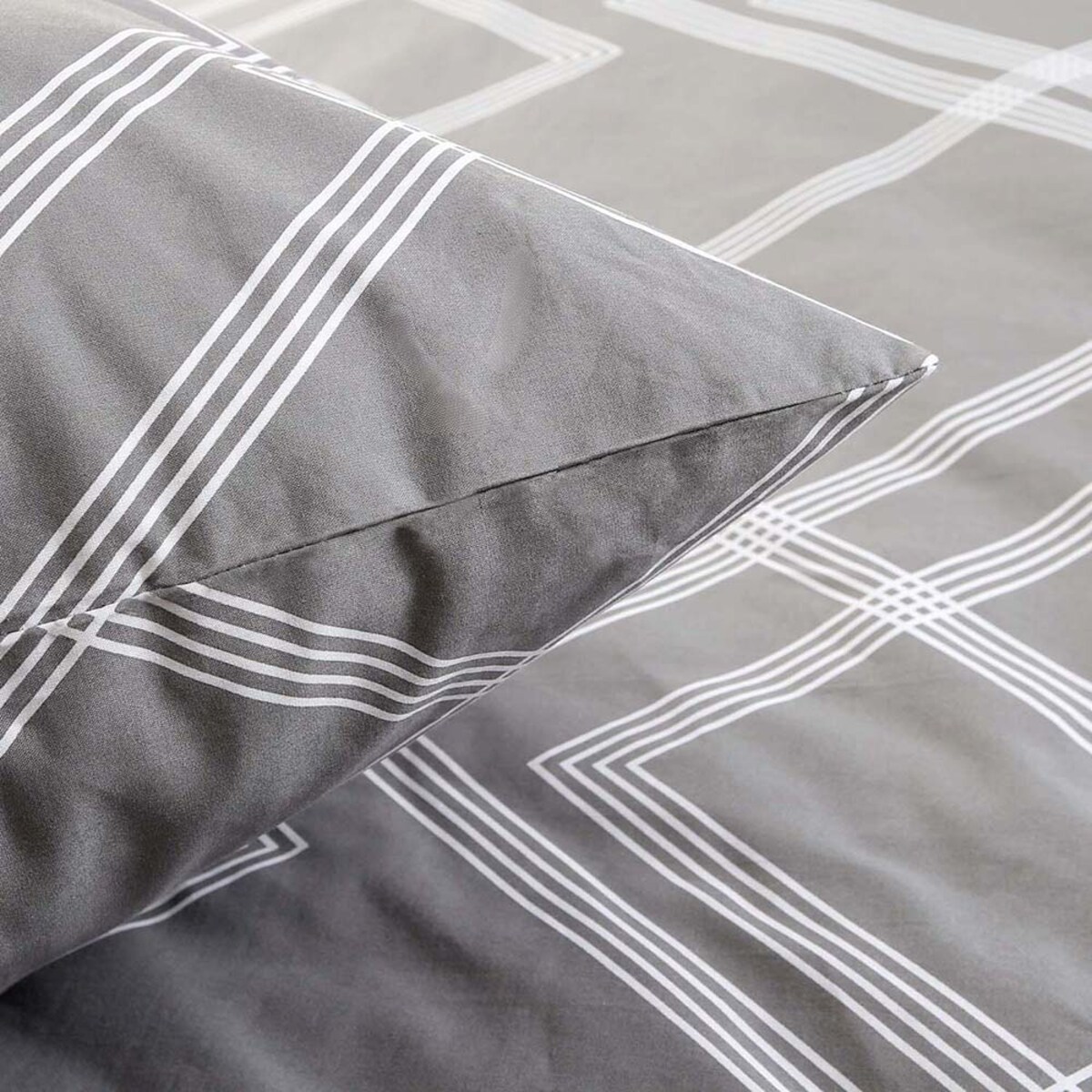 Pościel bawełniana 140x200 Geline szara w minimalistyczne geometryczne białe linie, Cottonlove