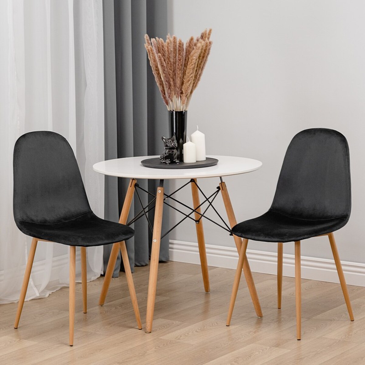 Krzesło tapicerowane czarne welurowe bukowe nogi do salonu