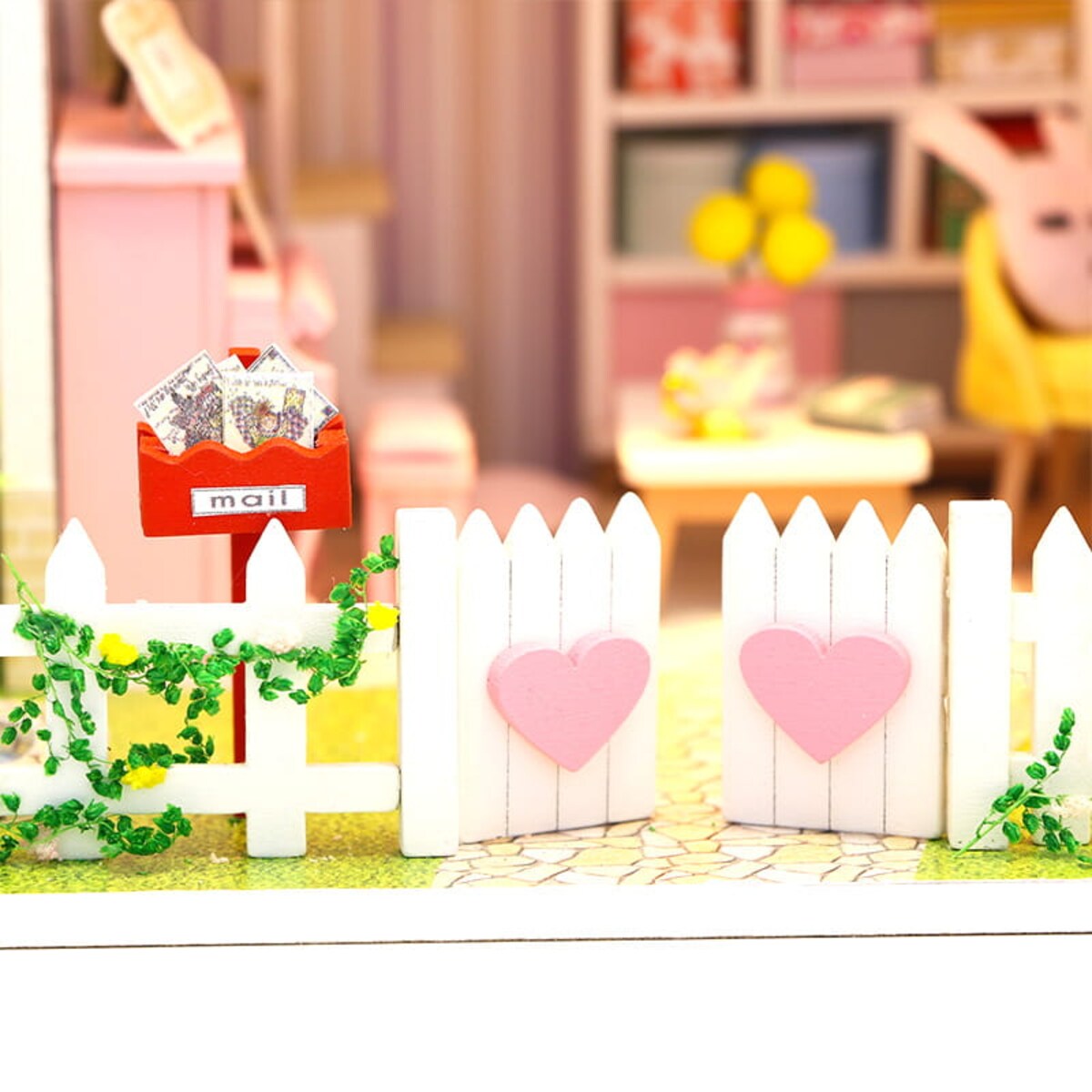 Miniaturowy domek - Między nami dziewczynami