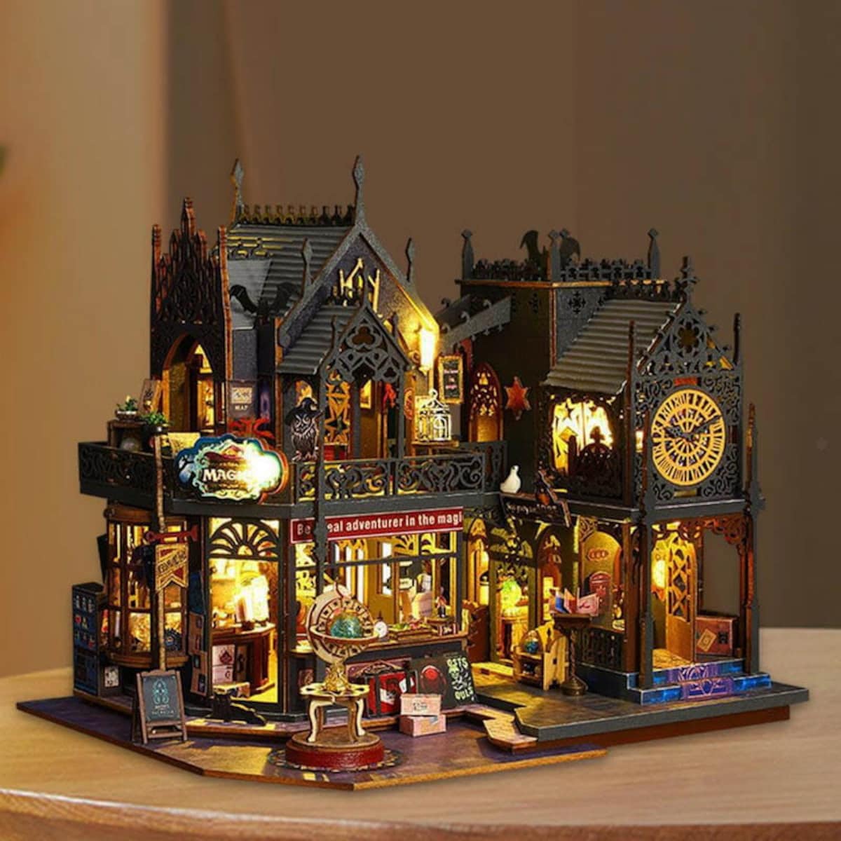 Miniaturowy domek - Gildia czarów i proroctw