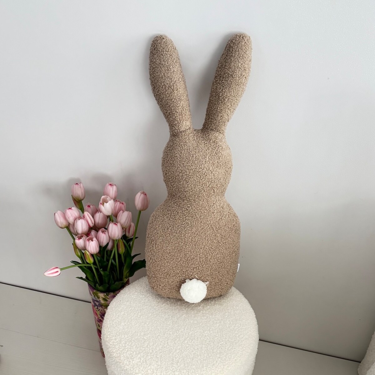 Poduszka minimalistyczny Zając boucle beżowy