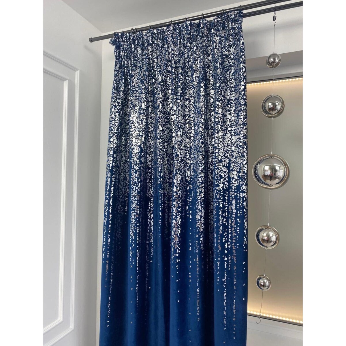 zasłona welurowa srebrny deszcz 140x270 cm