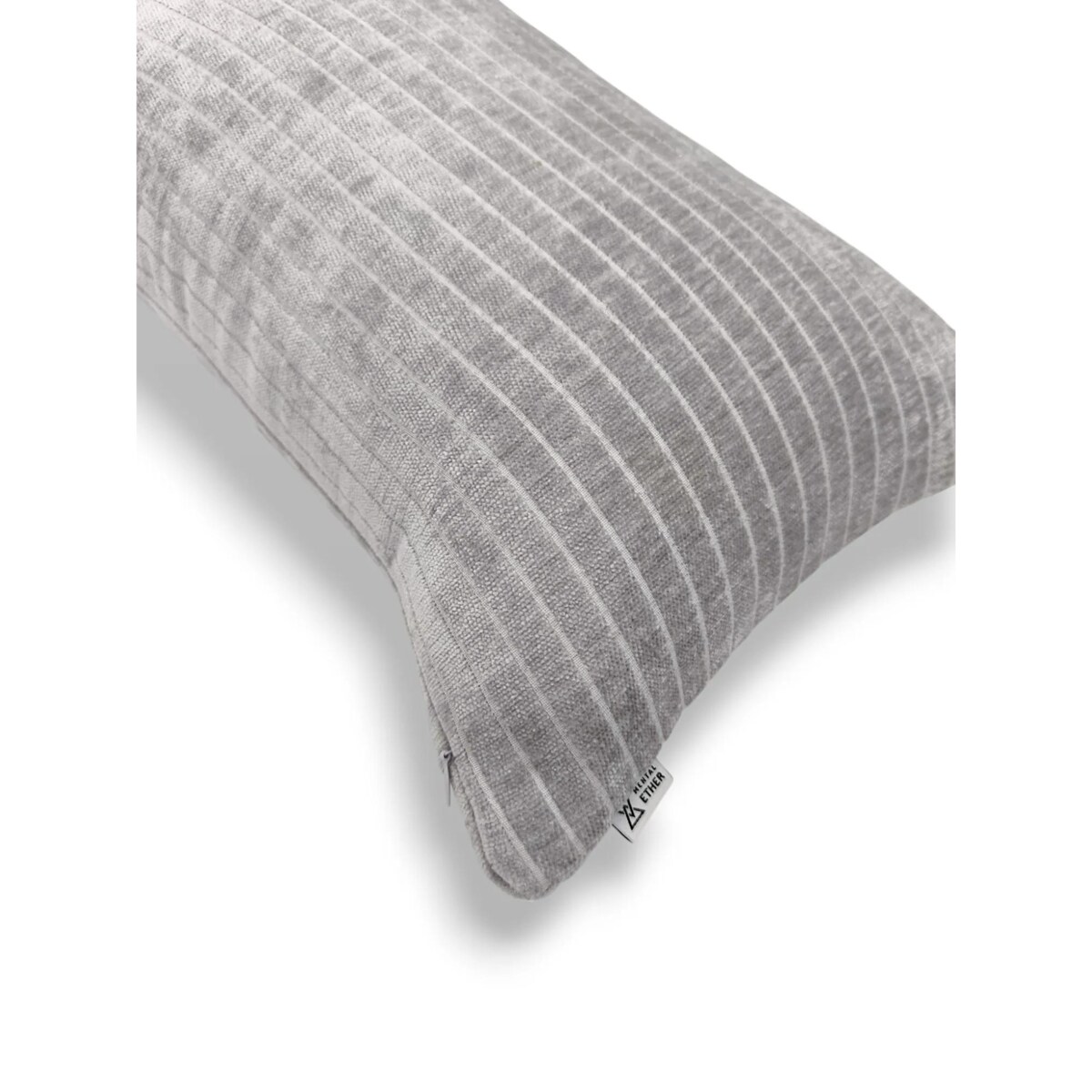 Szara poduszka dekoracyjna w prążki 30x50 Lines