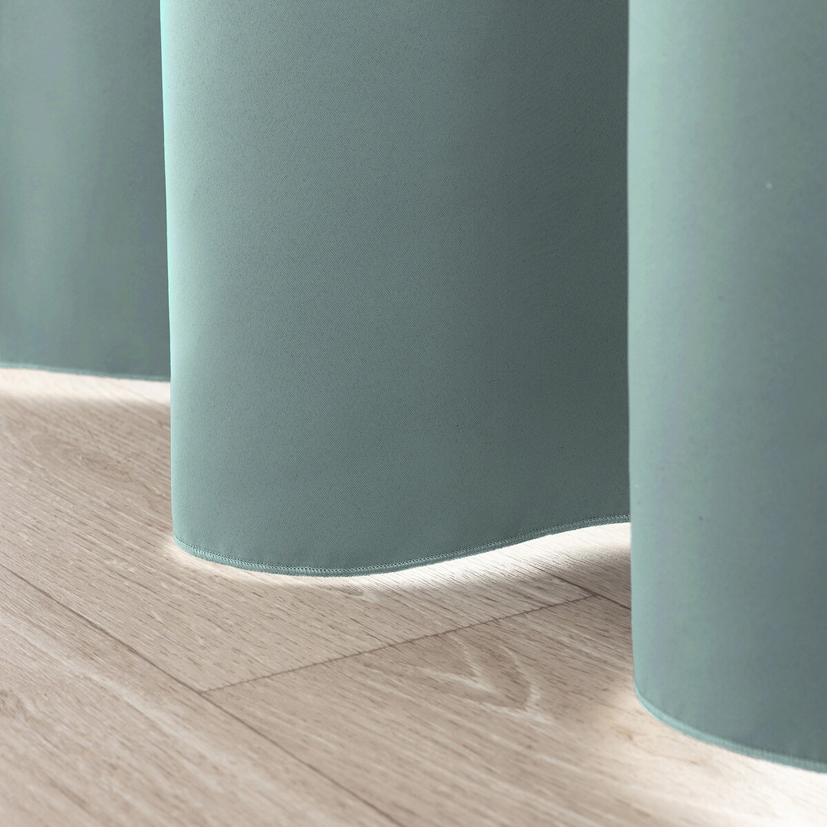 Zasłona zaciemniająca na taśmie marszczącej miętowy 140 x 280 cm 1 szt. 140x280 miętowy