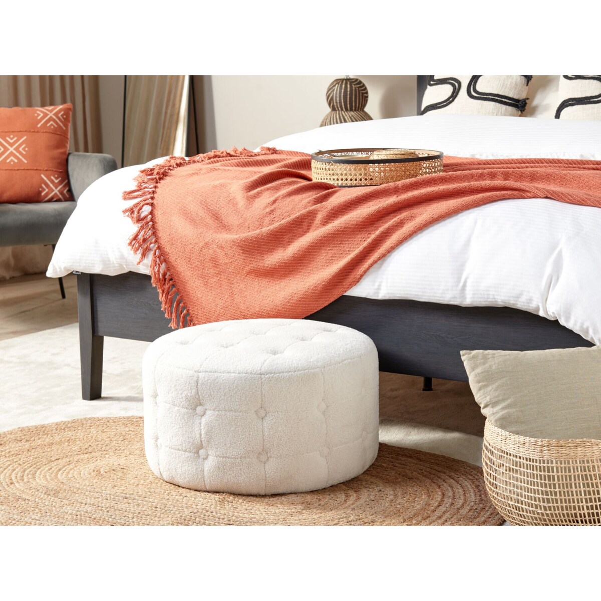 Puf boucle ⌀ 55 cm biały TAMPA