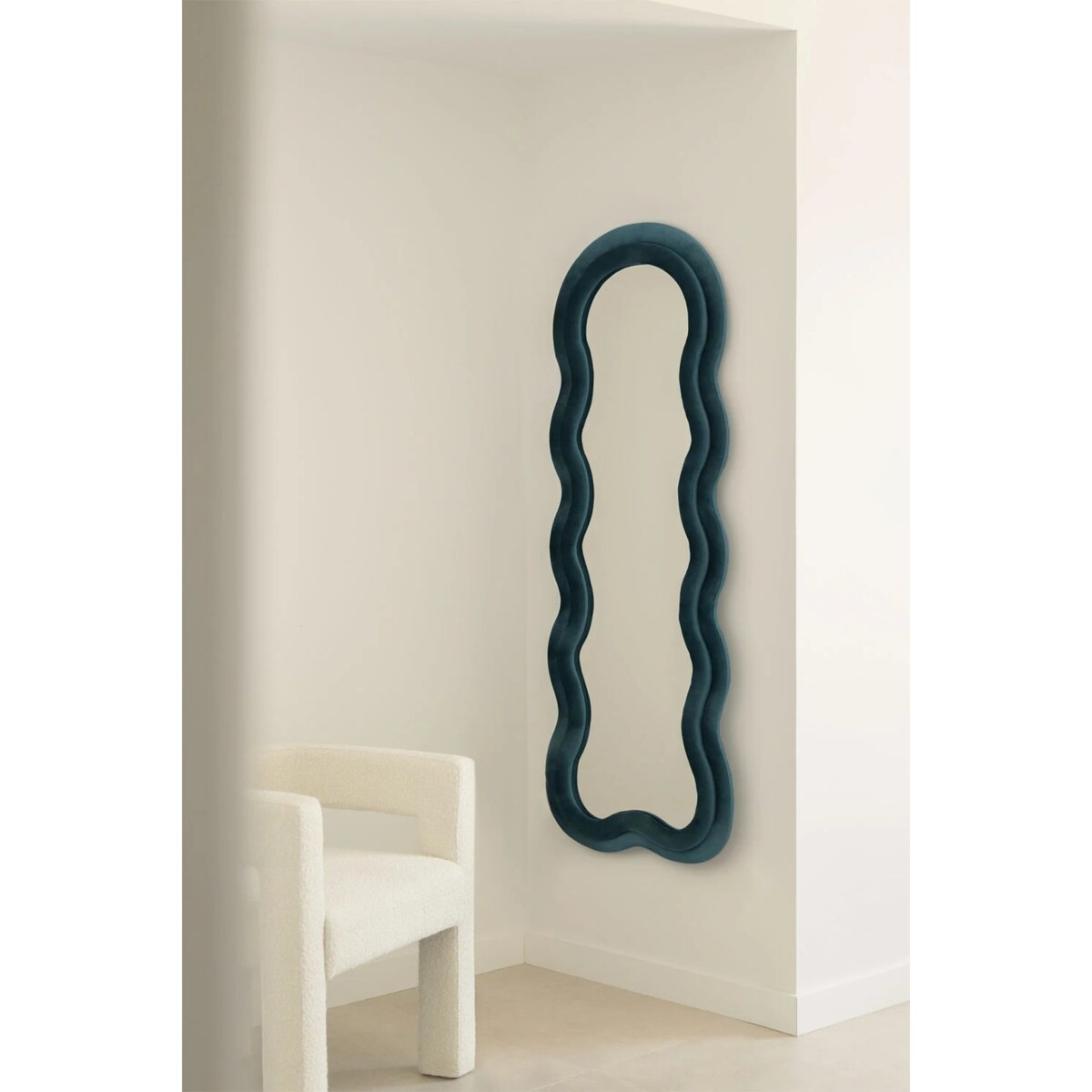 Lustro w falistej ramie aksamit niebieski 160x60 cm