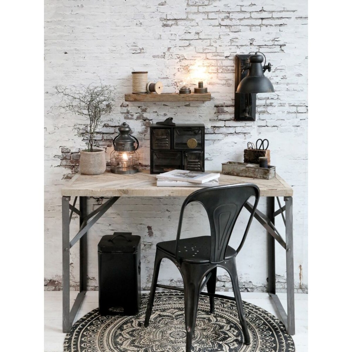 Kinkiet metalowy postarzany z wysięgnikiem Factory