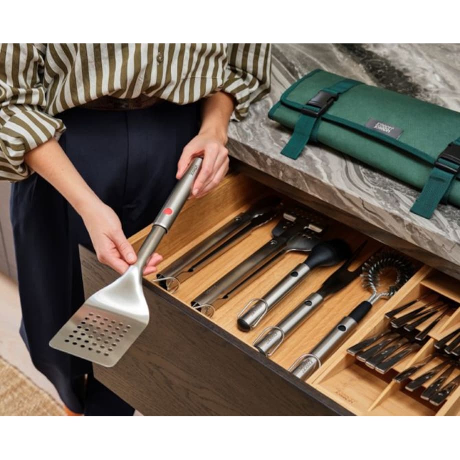 Łopatko-szczypce do przewracania GrillOut Joseph Joseph