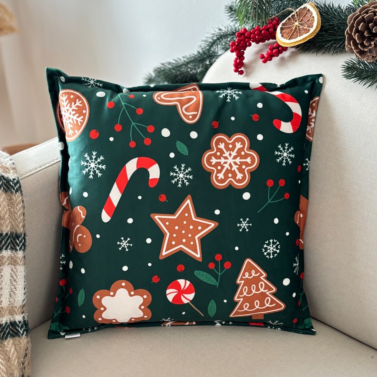 Poduszka dekoracyjna świąteczna Pierniczki Boże Narodzenie